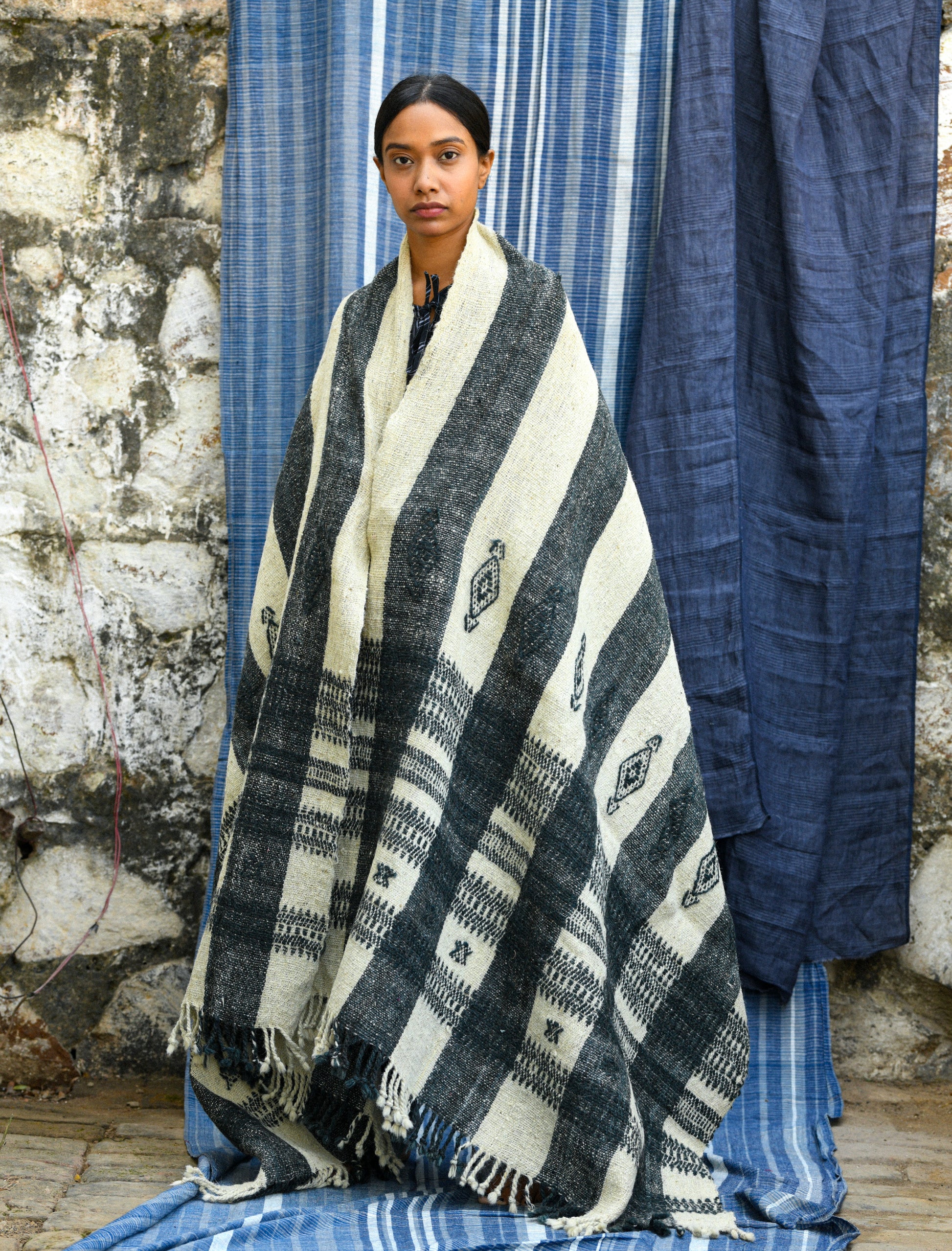 The Handwoven Dream | Raw Wool Shawl – Handspun & Handwoven