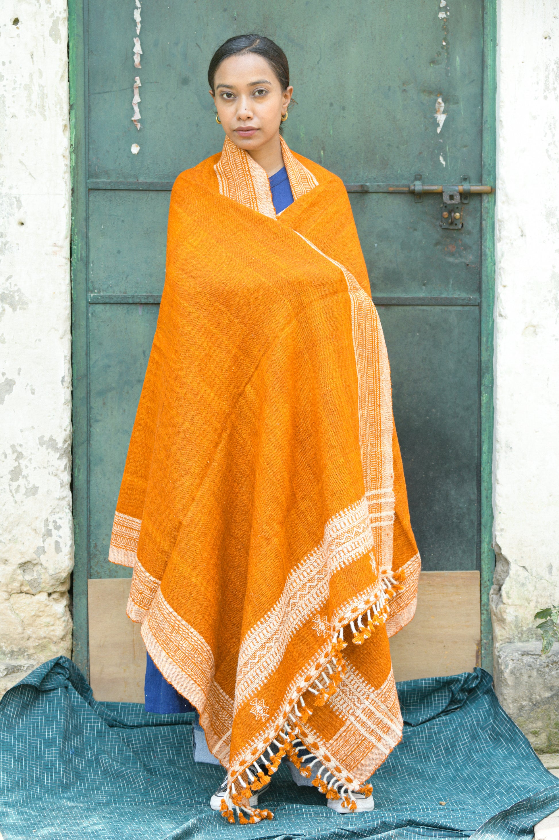 The Handwoven Dream | Raw Wool Shawl – Handspun & Handwoven