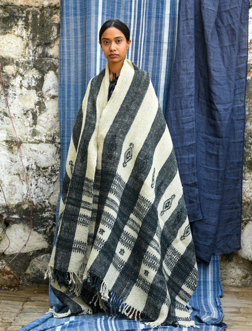 The Handwoven Dream | Raw Wool Shawl – Handspun & Handwoven