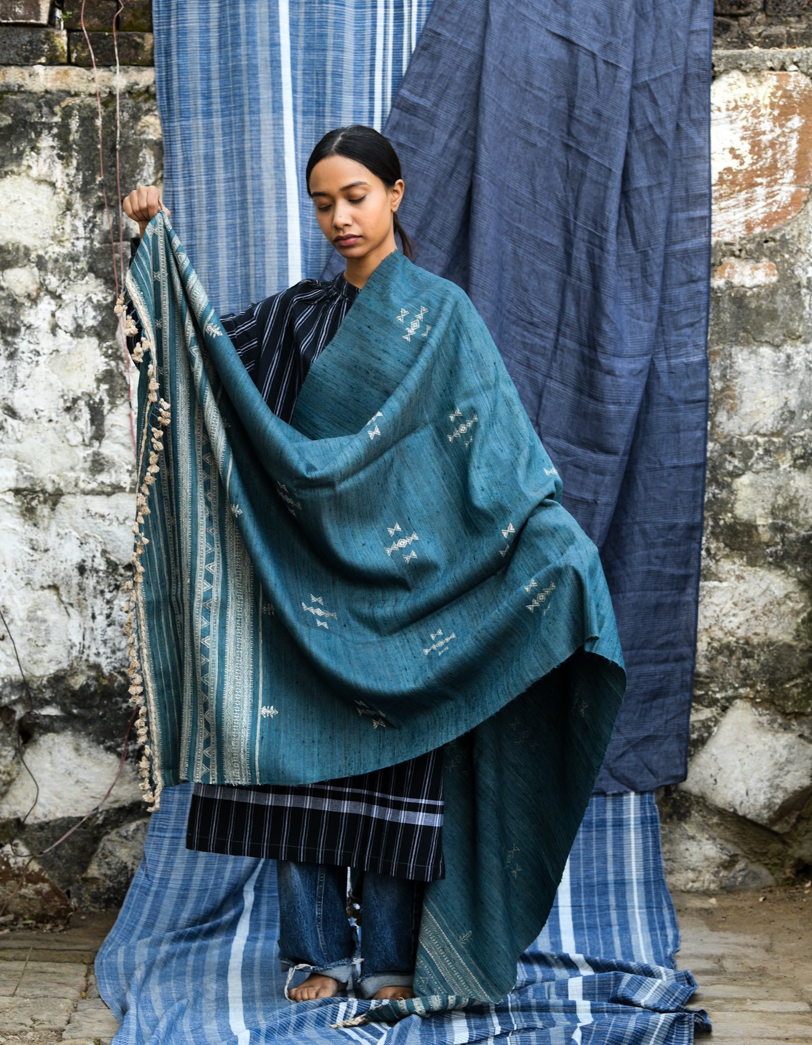 The Handwoven Dream | Wool Silk Shawl – Handspun & Handwoven