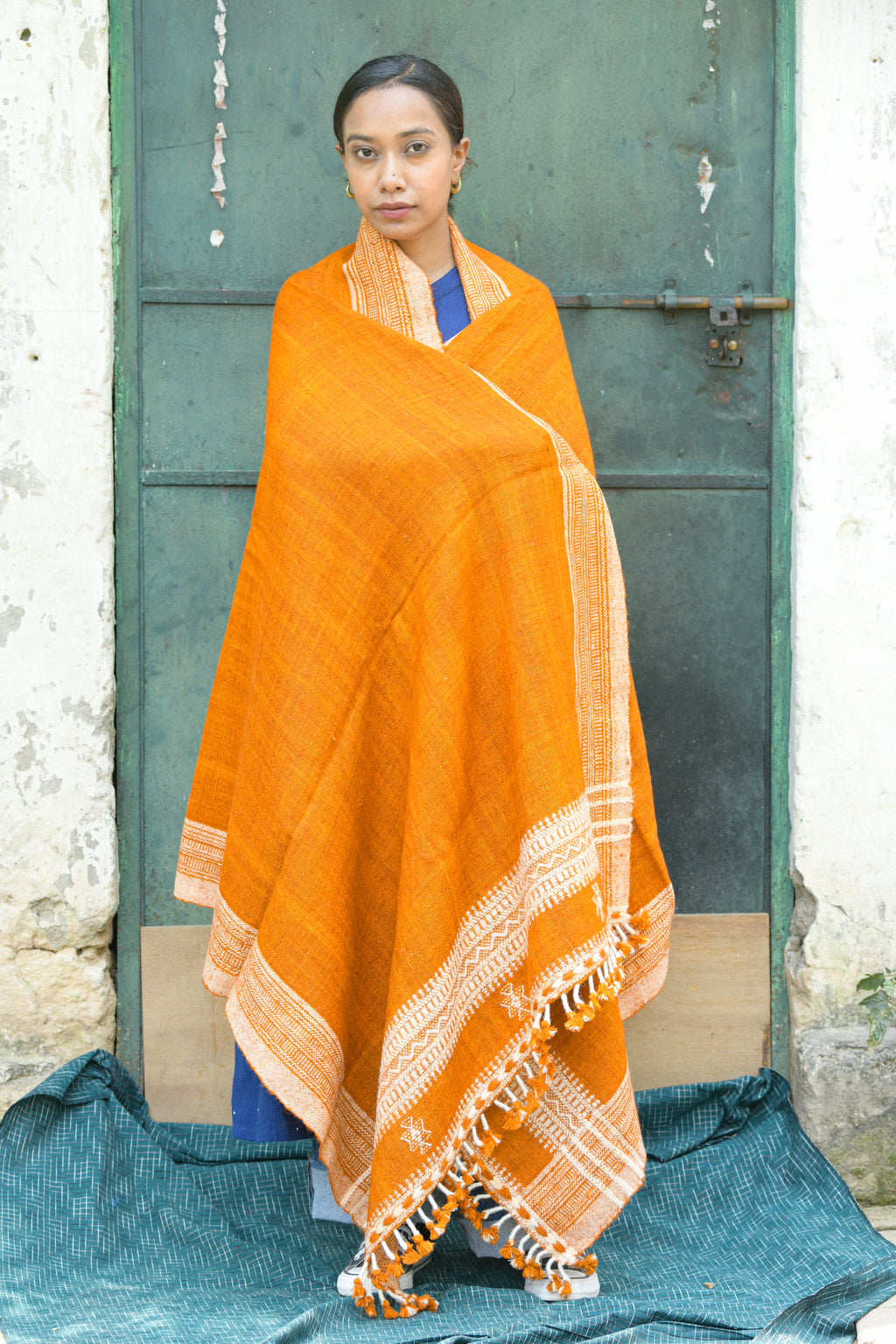 The Handwoven Dream | Raw Wool Shawl – Handspun & Handwoven